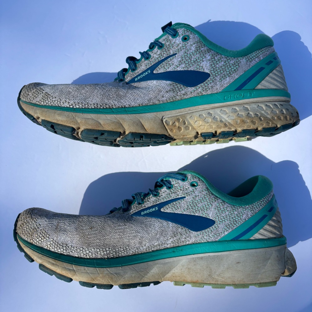 Brooks ghost 11 running shoes women’s size 9.5 - Picture 4 of 10